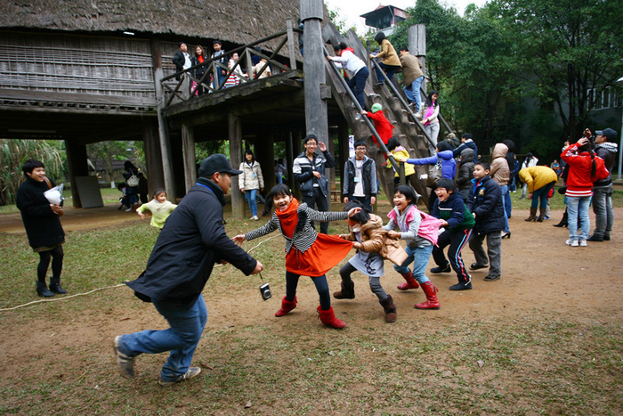 Vietnamese folk games at the museum