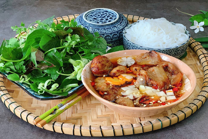 Bun Cha in the Old Quarter 