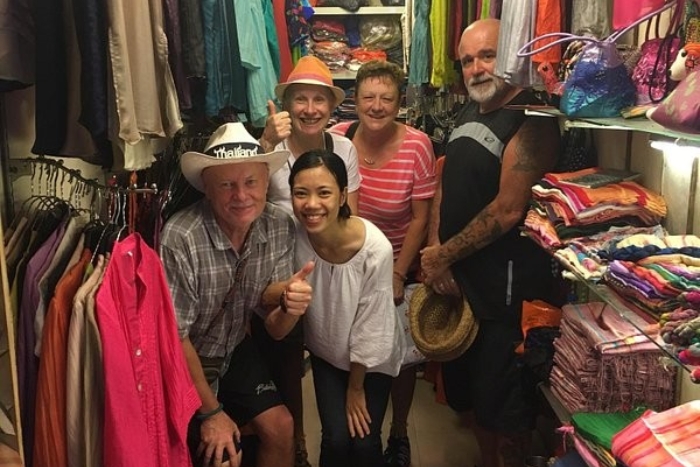 Shopping in Hanoi Old Quarter, visit Royal Silk Hanoi