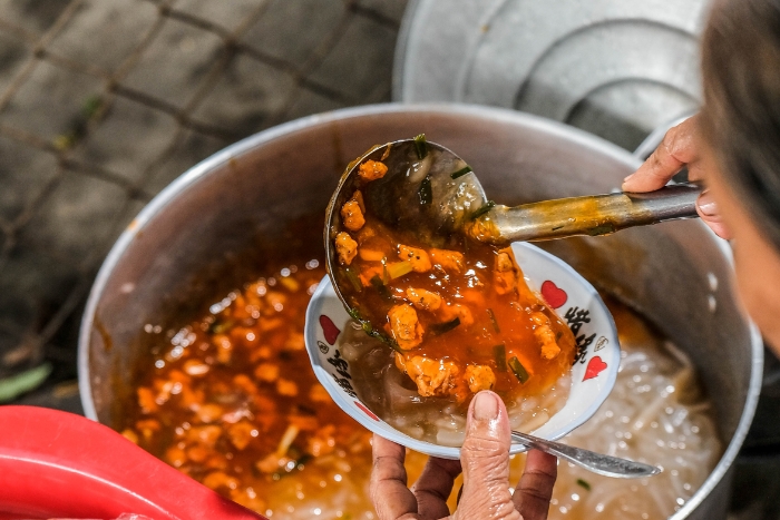 Vietnamese thick noodle soup