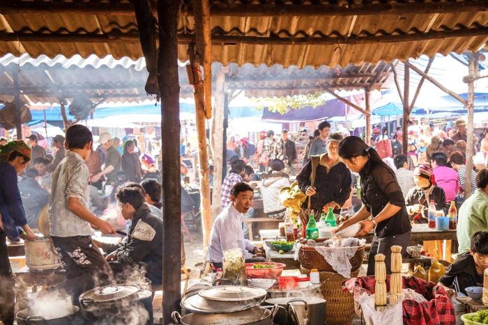 Taste culinary specialties at Sapa Cao Son Market