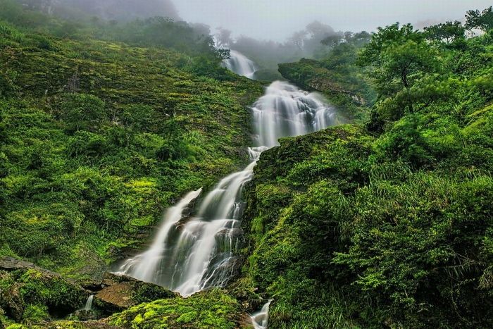 Visit Silver Waterfall during your Sapa 5-day trip