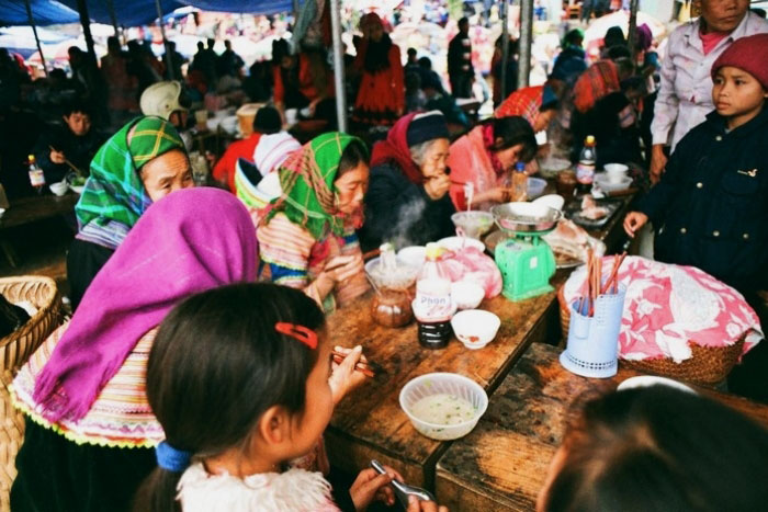 Eexplore the cuisine of Bac Ha Market Vietnam