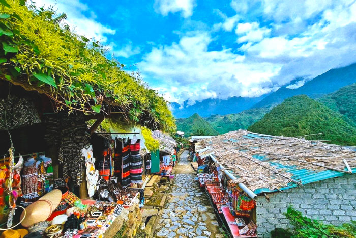 Products local handicrafts in Cat Cat Village Sapa