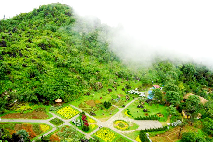 Sapa Ham Rong Mountain