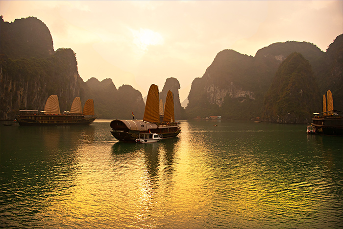 Halong Bay cruise