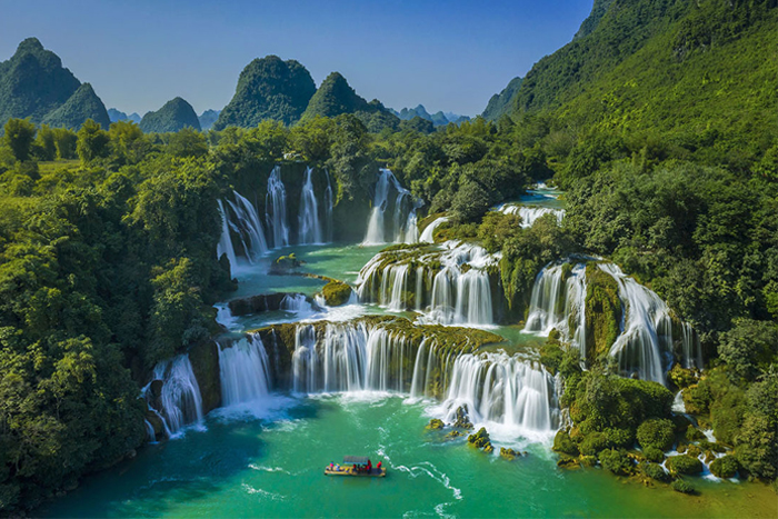 Ban Gioc waterfall