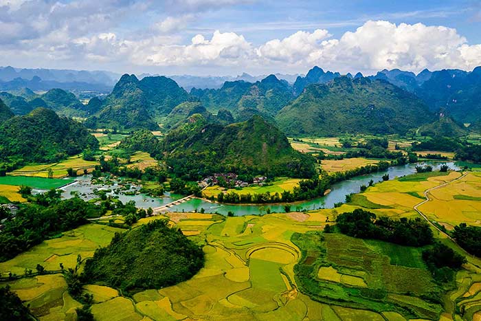 Cao Bang, a picturesque province located in northeastern Vietnam