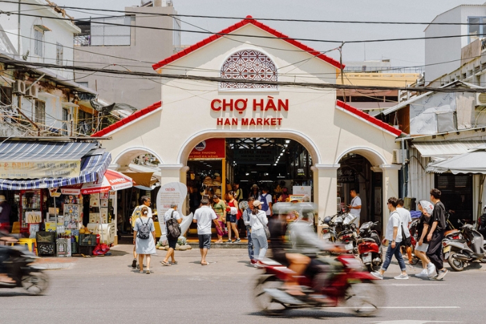 Han Market - One of the most famous markets in Da Nang