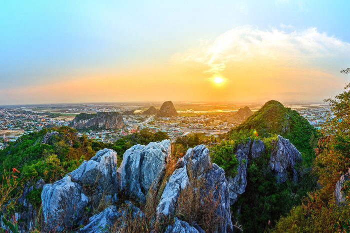 Marble Mountains in Da Nang 