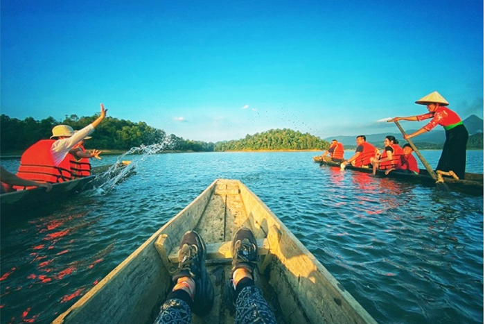 Pá Khoang Lake in Dien Bien