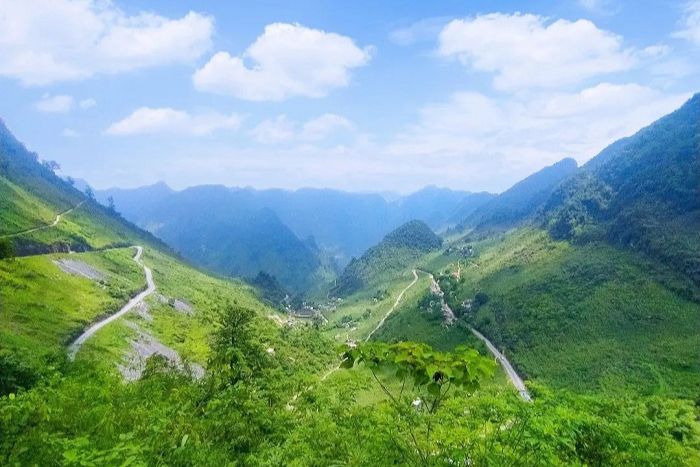 Natural landscape of Lung Phin commune from above