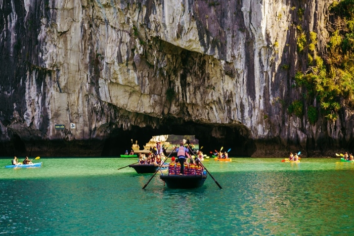 Luon cave in Halong Bay