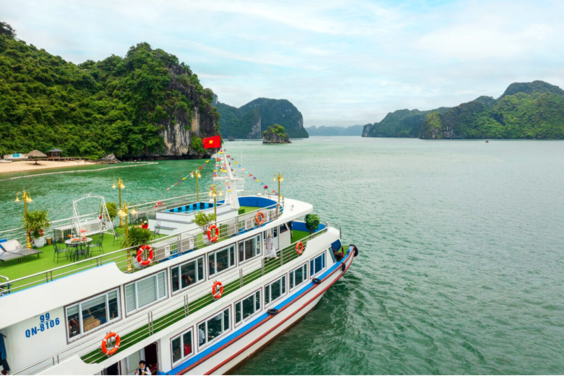 Halong Bay half-day cruise