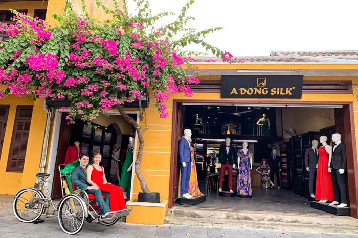 A Dong Silk, best Hoi An souvenir shop for tourists