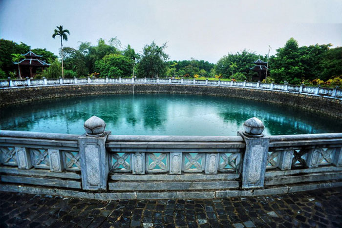 Pearl Well in Bai Dinh Pagoda