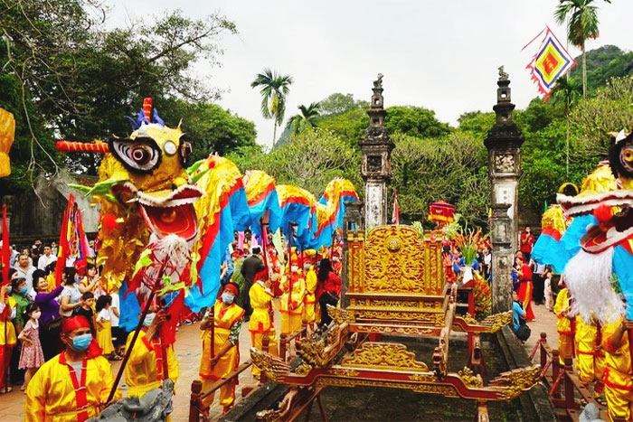 Festival in Hoa Lu Ancient Capital