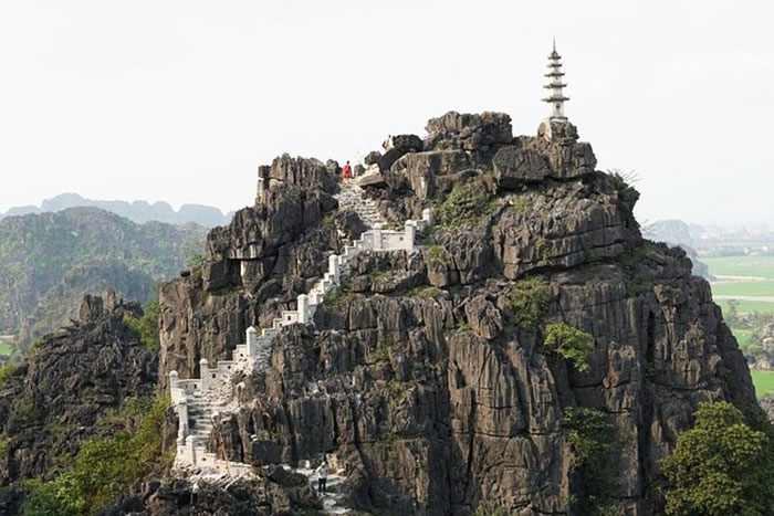 Mua cave – miniature Great Wall in Vietnam, a must-see place in Ninh Binh