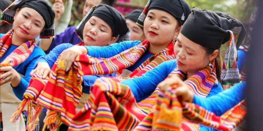 Ethnic people in Pu Luong