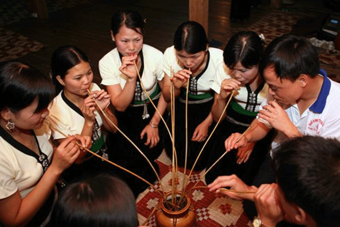 Cultural activities of Thai people in Pu Luong