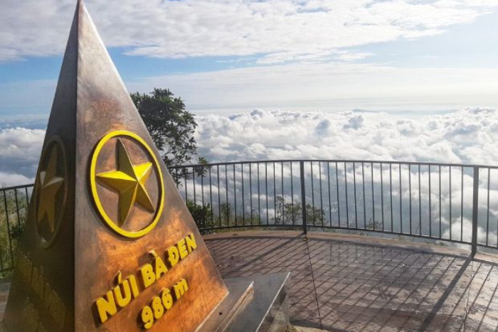 The magnificent landscape at the top of the Black Virgin Mountain