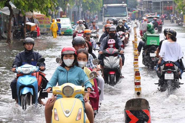 Ho Chi Minh city in heavy rain