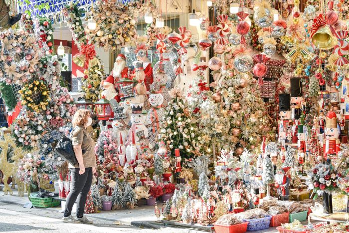 Hang Ma Street each Christmas