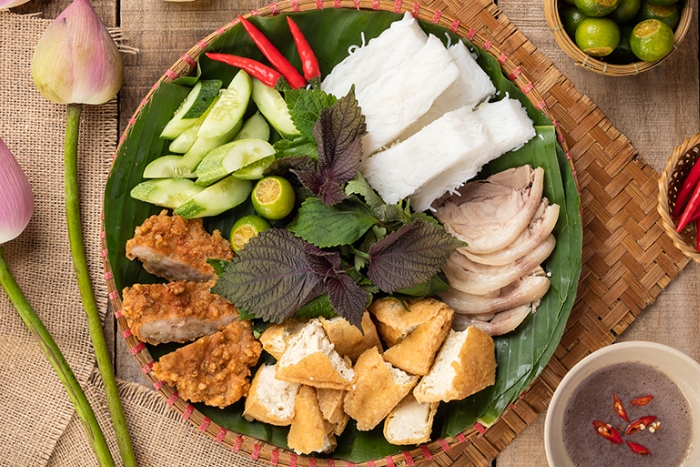 Vermicelli with fried tofu and shrimp paste