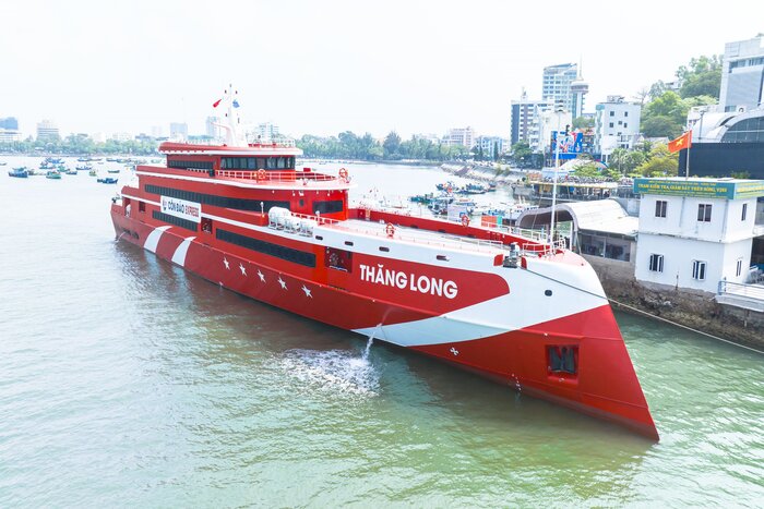 Thang Long boat, Vietnam's largest new high-speed boat