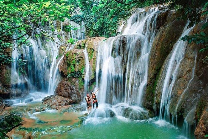 Dai Yem Waterfall in Moc Chau