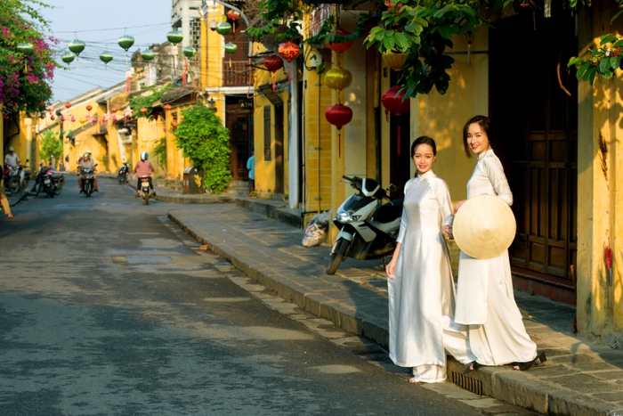 Vietnamese traditional clothing