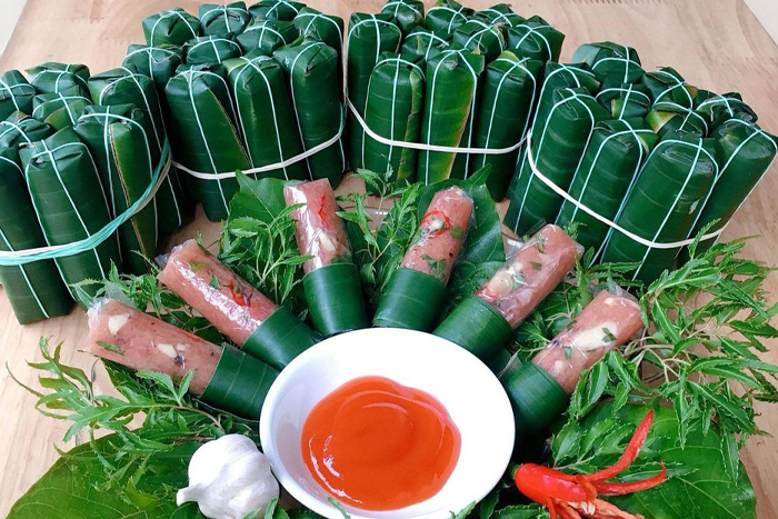 Vietnamese fermented pork roll - top best spicy dishes