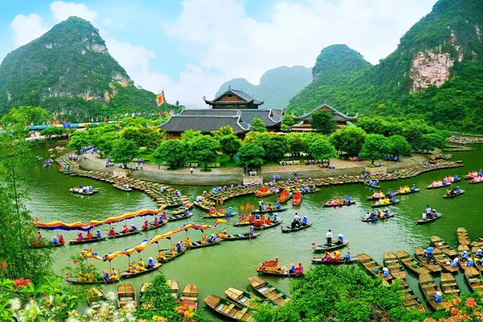 Take a boat excursion in Ninh Binh