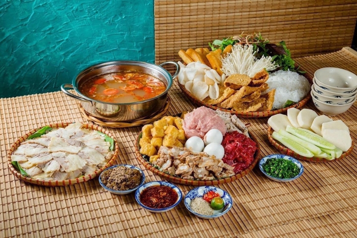 Crab paste hot pot, the most favourite among lau Vietnam dishes