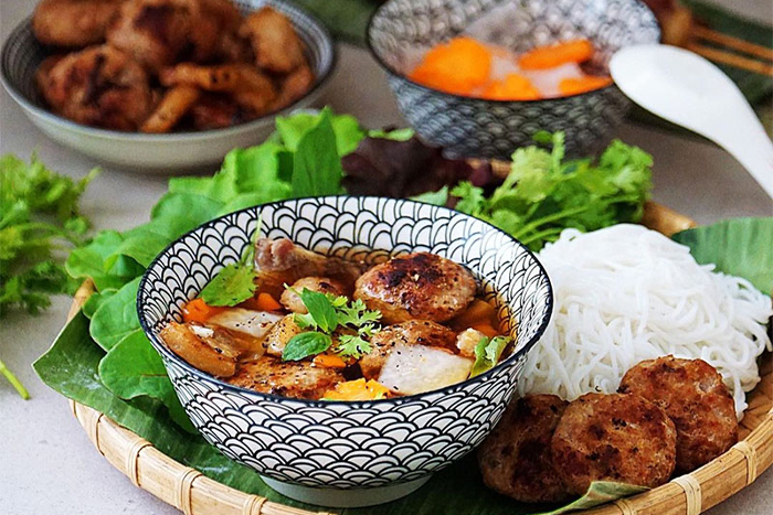 Bun cha or bun thịt nuong